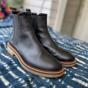 Everlane The Italian Leather Chelsea Boot